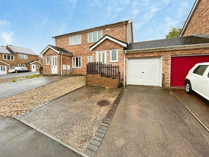 2 Bedroom Semi-Detached House For Sale In Pen Llwyn, Bridgend, CF31