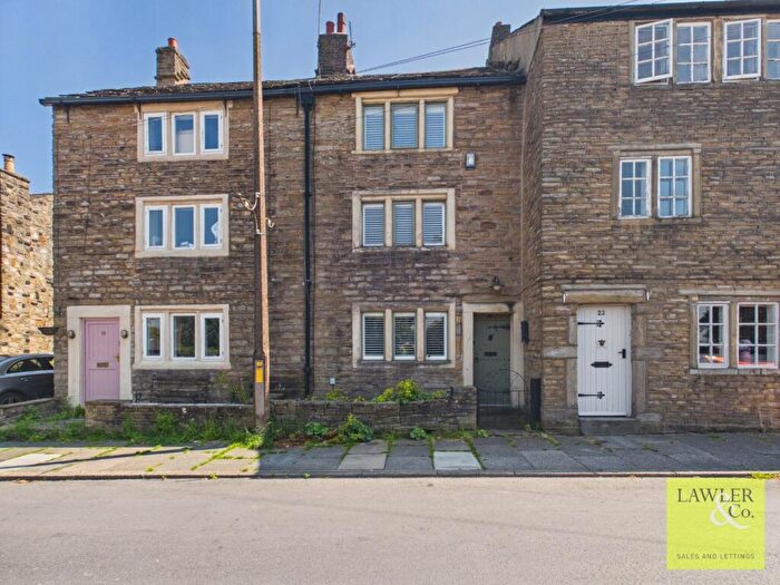 3 Bedroom Terraced House For Sale In Ashworth Lane, Mottram, Hyde, Greater Manchester, SK14