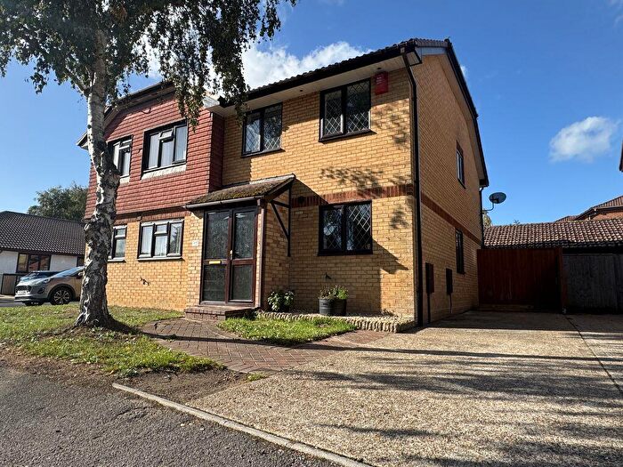3 Bedroom Semi-Detached House For Sale In Rowan Close, Sandford Woods, Wareham, BH20