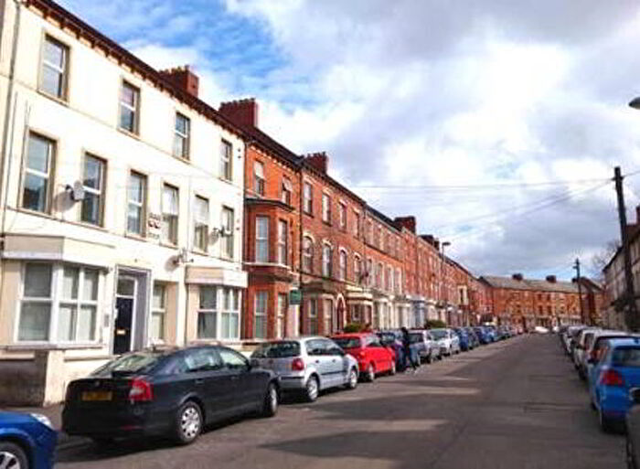 1 Bedroom Double Rooms To Rent In One Double Bedroom Available, Cromwell Road, Belfast, BT7