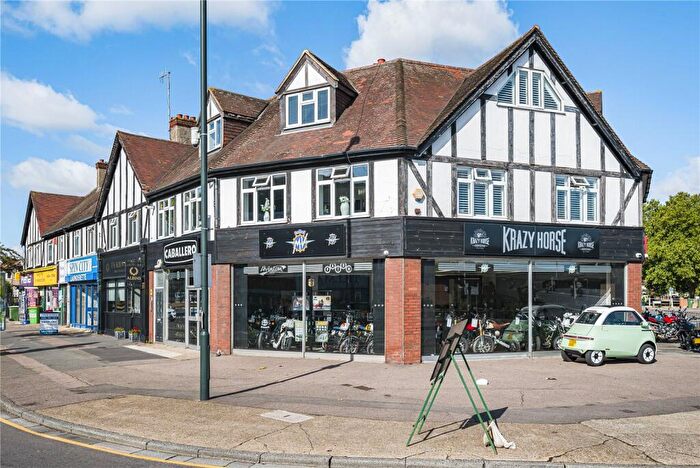 2 Bedroom Flat For Sale In Bellegrove Road, Welling, Kent, DA16