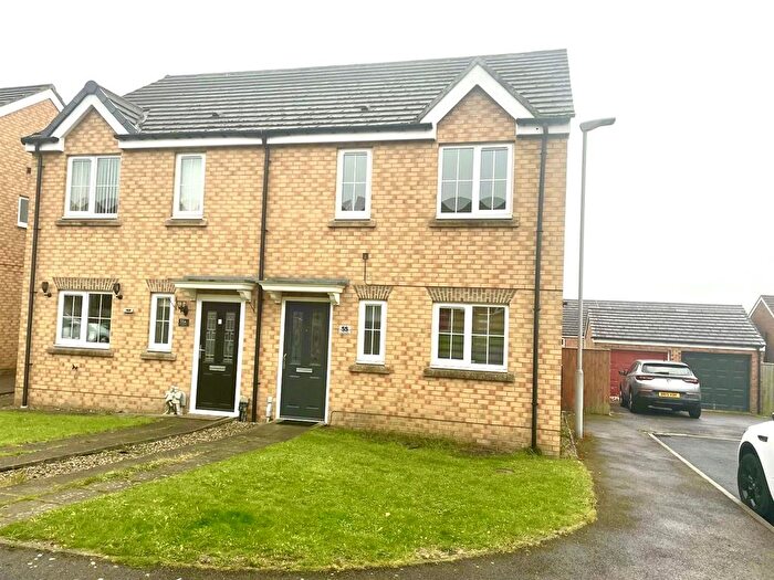 3 Bedroom Semi-Detached House For Sale In Orwell Gardens, Stanley, DH9