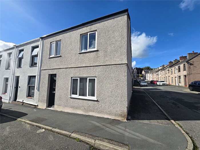 4 Bedroom End Of Terrace House For Sale In Victoria Street, Caernarfon, Gwynedd, LL55