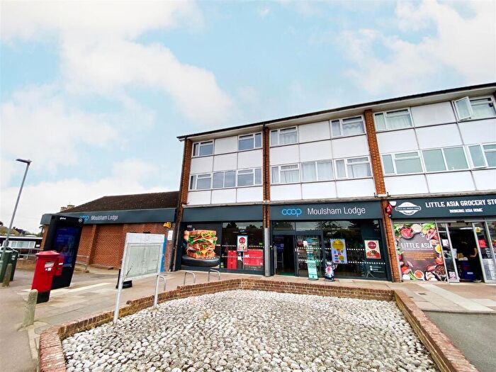 3 Bedroom Flat To Rent In Gloucester Avenue, Chelmsford, CM2