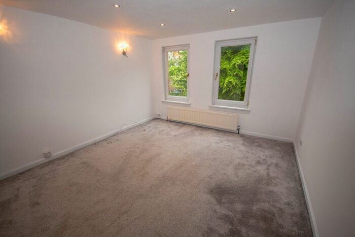 3 Bedroom End Of Terrace House To Rent In Jenny Gray Path Wm, Glenrothes, KY7