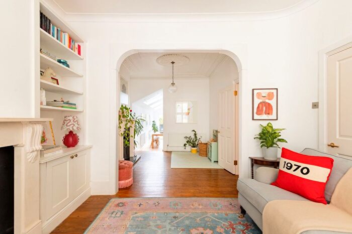 4 Bedroom Terraced House For Sale In Ranelagh Road, London, N17