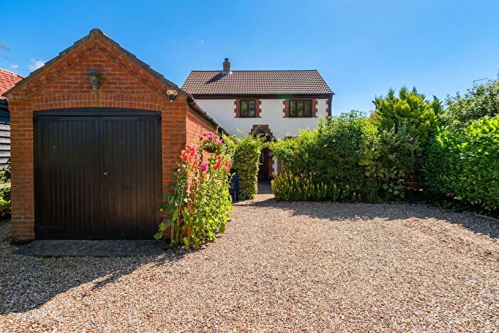 4 Bedroom Detached House For Sale In Barn Lane, Runham, Great Yarmouth, NR29