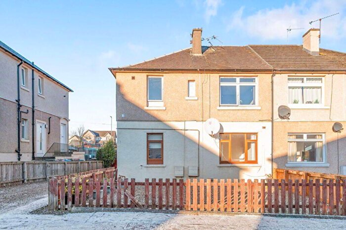 2 Bedroom Flat To Rent In Braemar Drive, Falkirk, FK2