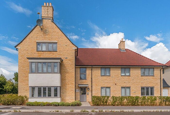 2 Bedroom Flat For Sale In Harrison Down, Bath, Somerset, BA2