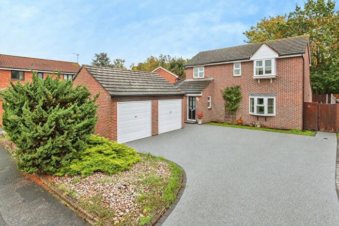 5 Bedroom Detached House For Sale In Bankfoot, Badgers Dene, Grays, Essex, RM17