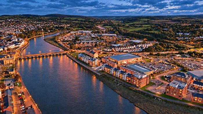 3 Bedroom Apartment For Sale In Taw Wharf, Sticklepath, Barnstaple, Devon, EX31