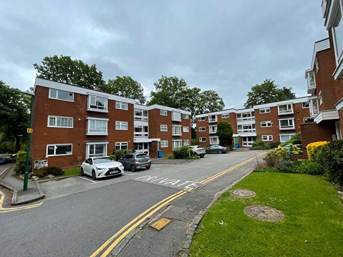 2 Bedroom Flat To Rent In Malvern Park Avenue, West Midlands, B91