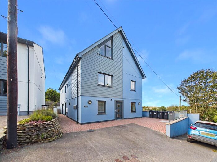 1 Bedroom Apartment For Sale In Trevanson, Wadebridge, Cornwall, PL27