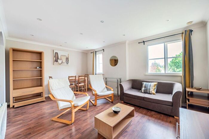 1 Bedroom Flat To Rent In Wembley, Alperton, HA0