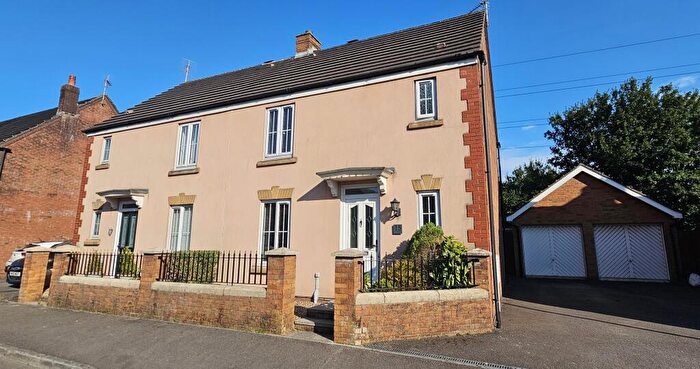 3 Bedroom Semi-Detached House For Sale In St. Mary Close, Pencoed, Bridgend, CF35