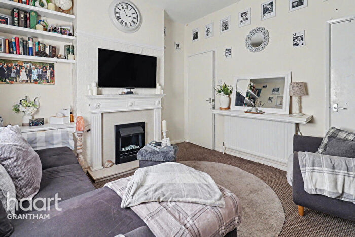 1 Bedroom Maisonette For Sale In George Street, Grantham, NG31