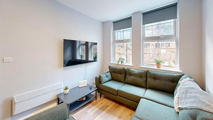 5 Bedroom Flat To Rent In Flat, , Mark Lane, BS1