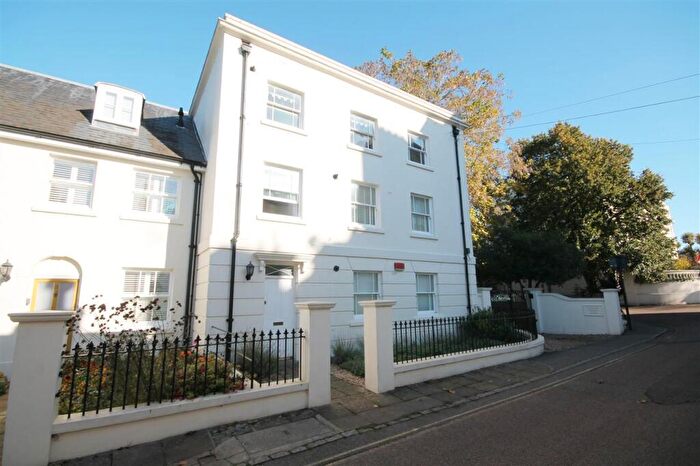 2 Bedroom Apartment To Rent In Lilium Gate, Canterbury, CT1