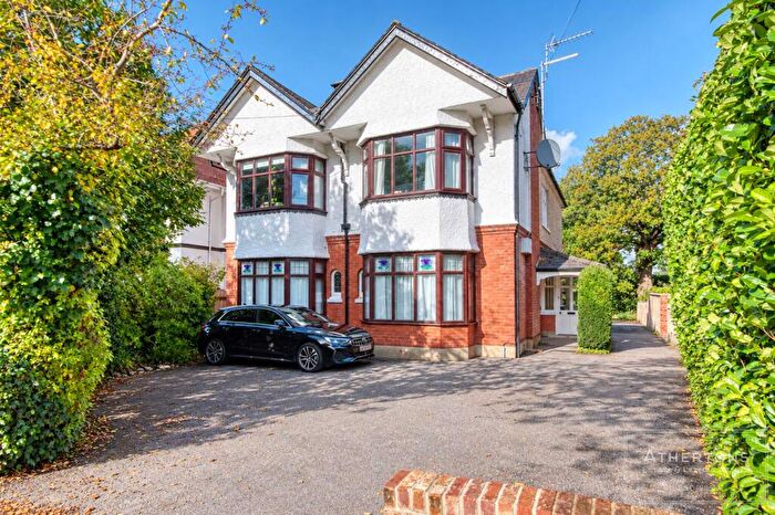 1 Bedroom Flat For Sale In St. Albans Avenue, Bournemouth, BH8