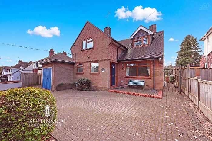 3 Bedroom Detached House For Sale In Grove Road, Stone, Staffs, ST15