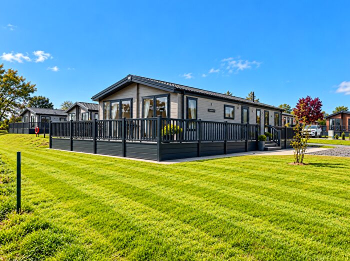 3 Bedroom Lodge For Sale In Back Road, Newton On Derwent, York, YO41