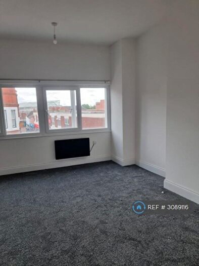1 Bedroom Flat To Rent In Abbey St, Nuneaton, CV11