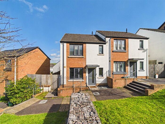 3 Bedroom Semi-Detached House For Sale In Summering Close, Okehampton, Devon, EX20