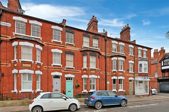 2 Bedroom Apartment For Sale In Station Road, Henley-on-Thames, Oxfordshire, RG9