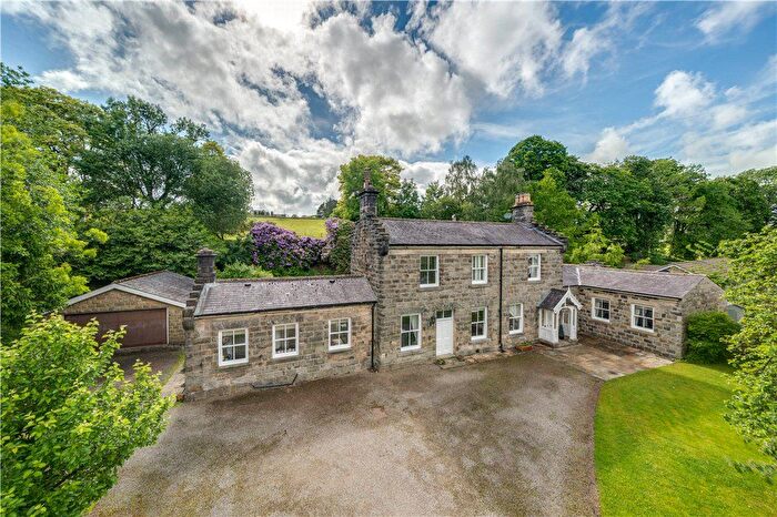 4 Bedroom Detached House For Sale In Dacre Banks, Harrogate, North Yorkshire, HG3