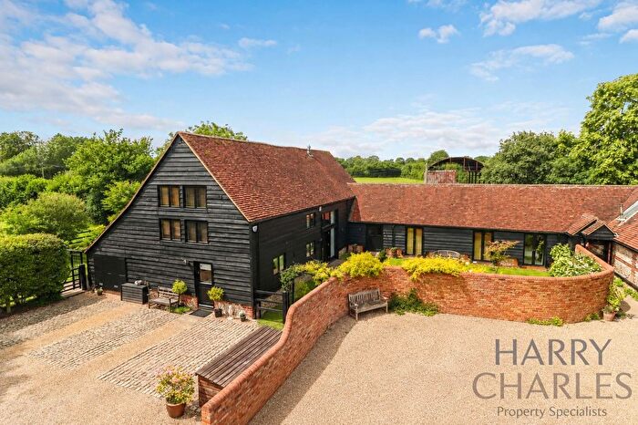 5 Bedroom Barn Conversion For Sale In Bellingdon, Chesham, HP5