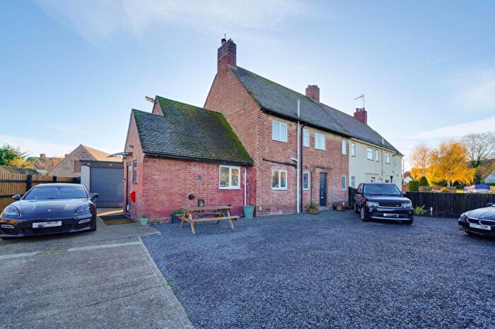 3 Bedroom House To Rent In Stow Road, Spaldwick, PE28