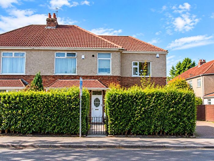 1 Bedroom Flat To Rent In Muller Road, Horfield, Bristol, BS7