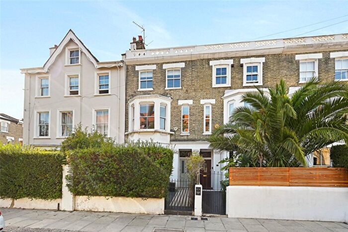 5 Bedroom Terraced House For Sale In Coverdale Road, London, W12