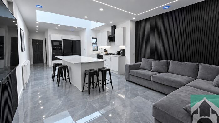 6 Bedroom House To Rent In Harrow Road, Birmingham, B29