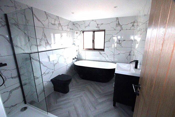 2 Bedroom Apartment To Rent In Clare Street, Northampton, NN1