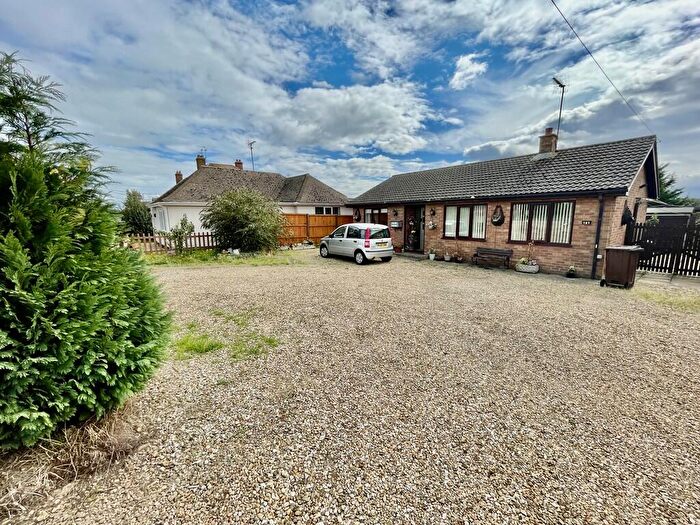 2 Bedroom Detached Bungalow For Sale In Bourne Road, Spalding, PE11