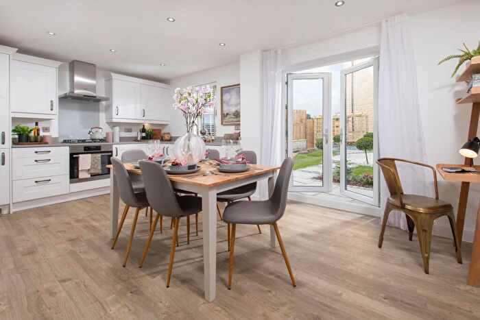 3 Bedroom Semi-Detached House For Sale In Off Botley Road, Whiteley, Hampshire, SO30