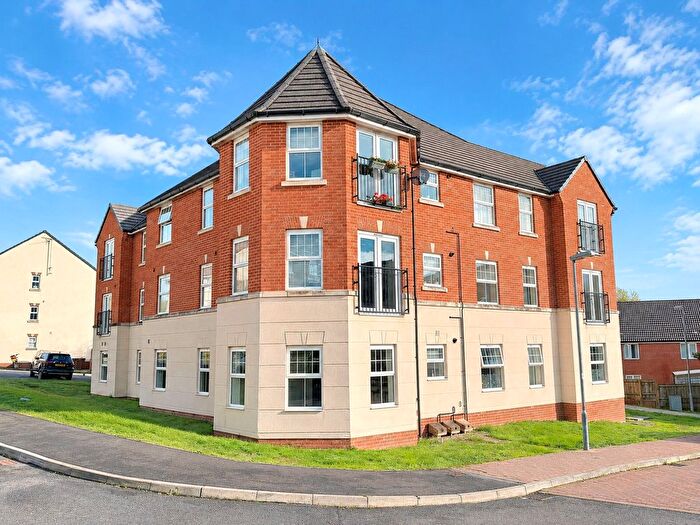 2 Bedroom Flat For Sale In Peach Pie Street, Wincanton, Somerset, BA9