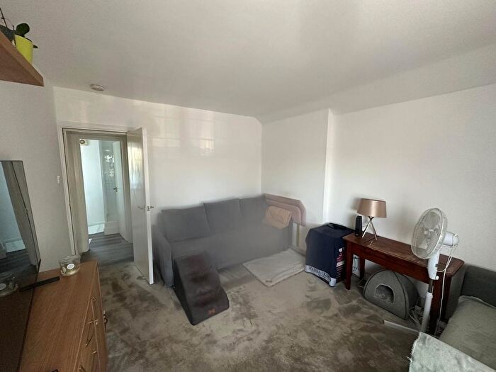 Studio To Rent In Sudbury Town, HA0