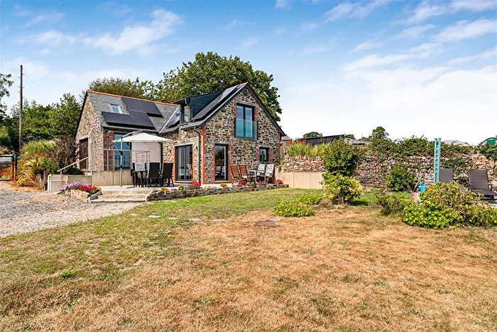 3 Bedroom Detached House For Sale In Egloskerry, Launceston, PL15