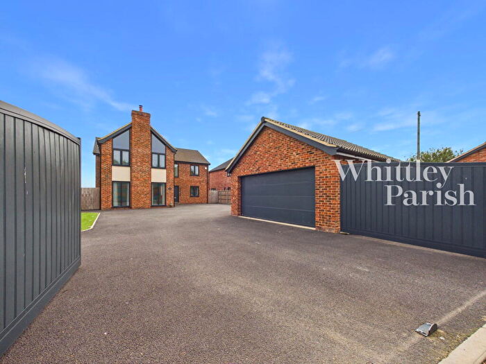 5 Bedroom Detached House For Sale In West Harling Road, East Harling, Norwich, NR16