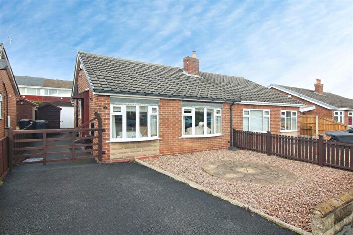 2 Bedroom Semi-Detached Bungalow For Sale In High Ridge Avenue, Rothwell, Leeds, LS26