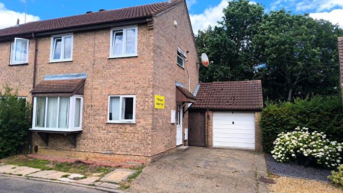 2 Bedroom Semi-Detached House To Rent In Sellers Grange, PE2