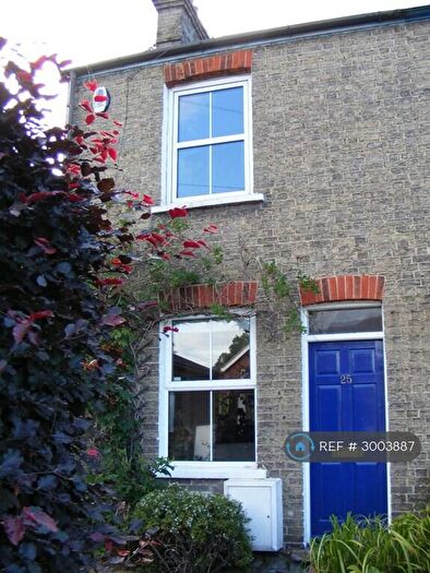 3 Bedroom End Of Terrace House To Rent In Fen Road, Cambridge, CB4