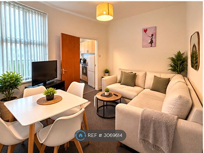 4 Bedroom Terraced House To Rent In Brushfield St, Nottingham, NG7