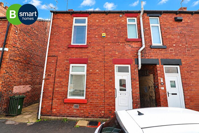 2 Bedroom Semi-Detached House For Sale In Wood Street, Swinton, Mexborough, S64