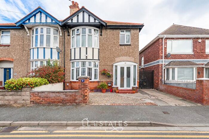 4 Bedroom Semi-Detached House For Sale In Kinard Drive, Rhyl., LL18