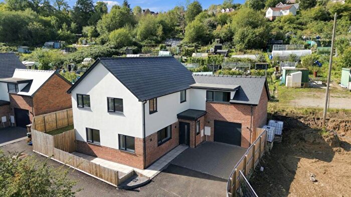 5 Bedroom Detached House For Sale In Celynen Close, Newbridge, Caerphilly County Borough, NP11