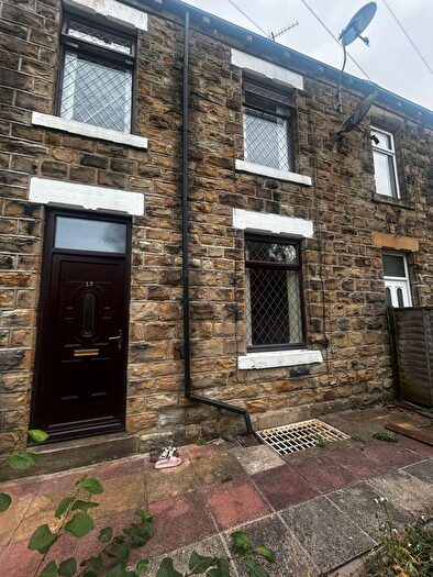 2 Bedroom Terraced House To Rent In Fairfield Avenue, Dewsbury, WF12