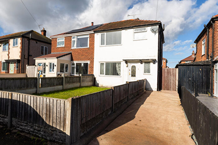 3 Bedroom Semi-Detached House For Sale In Girton Close, Ellesmere Port, CH65